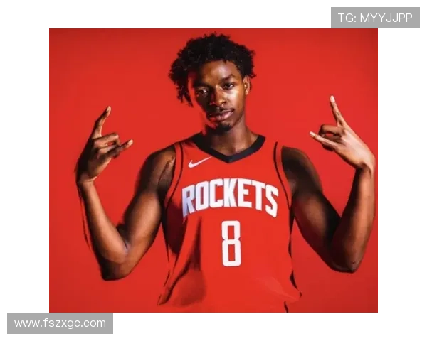 库杜斯 vs 伊萨克：多面手前锋的战术角色与风格对比